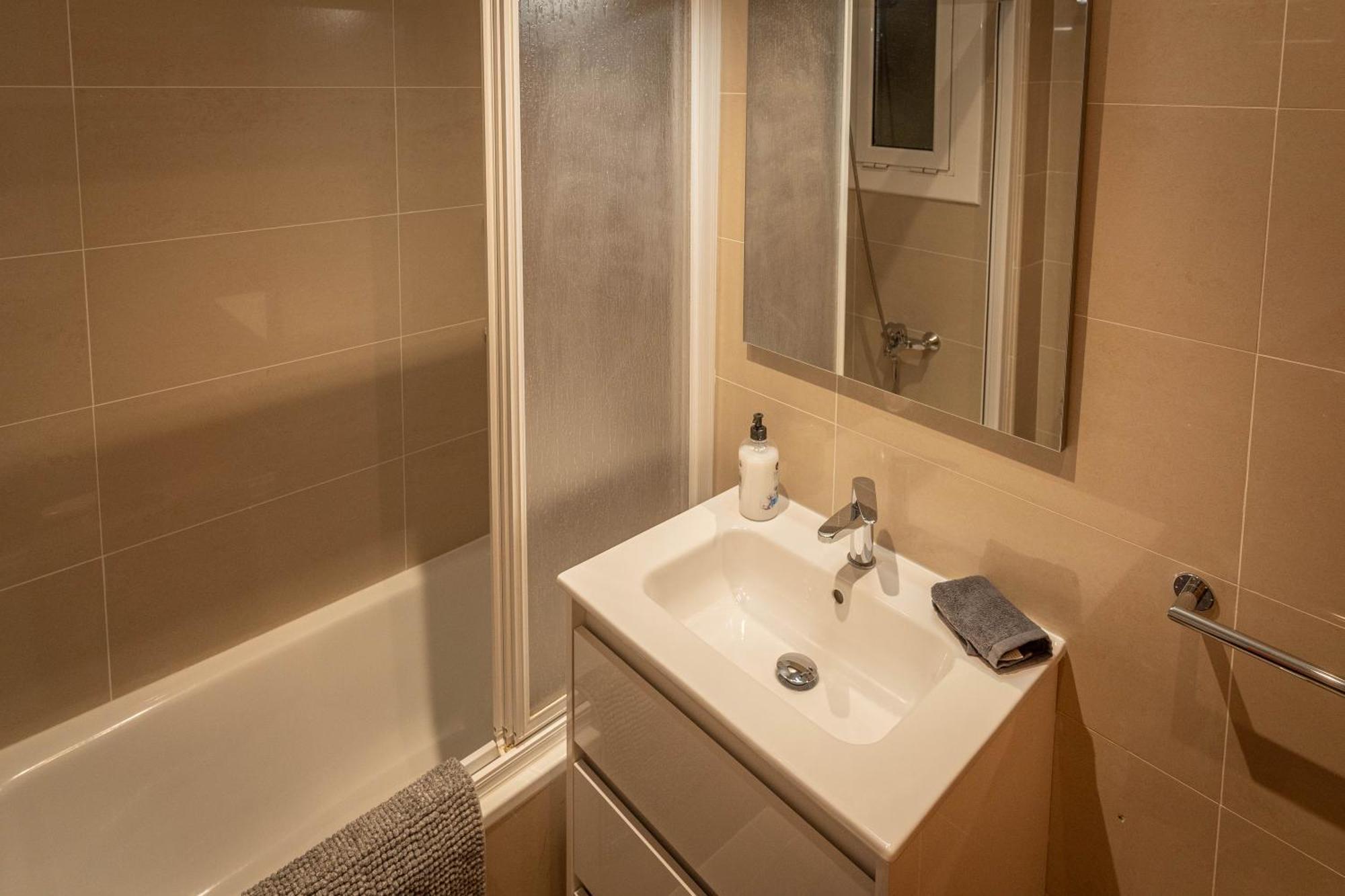 Lindo Apartamento Vila De Gracia Barcelona Exteriör bild